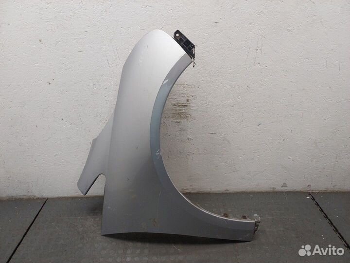 Крыло Mitsubishi Grandis, 2005