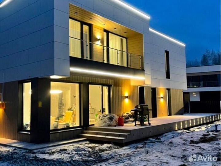 Новогоднее украшение зданий