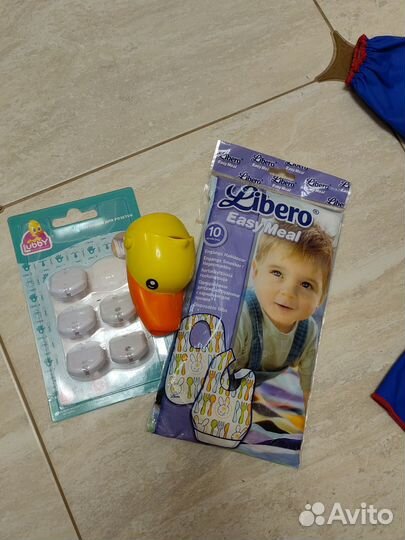 Фартук для еды и рисования babybjorn