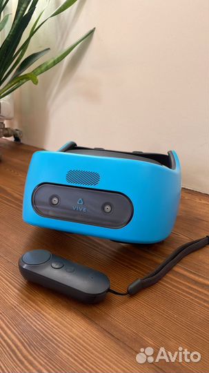 Шлем виртуальной реальности HTC Vive Focus