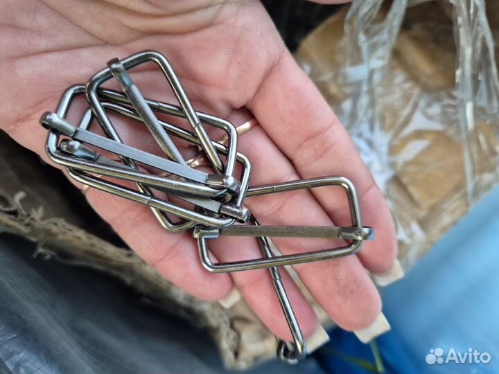 Карабины для сумок