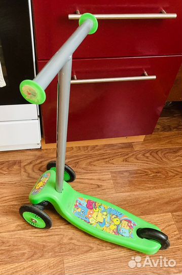Самокат детский трехколесный
