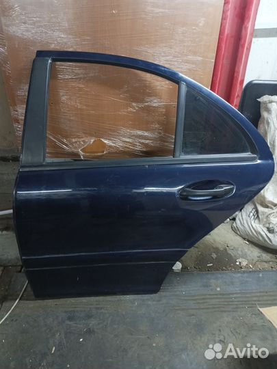 Двери w203 седан