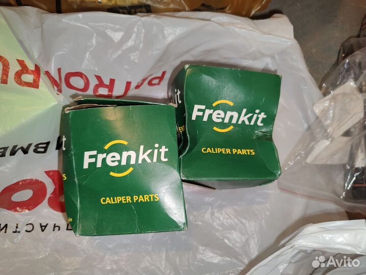 Ремкомплект переднего суппорта Frenkit 257904