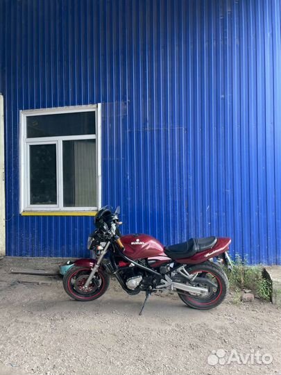 Suzuki bandit 400