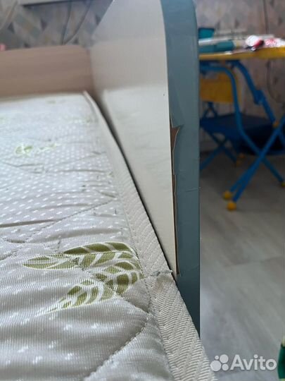 Детская кровать с матрасом