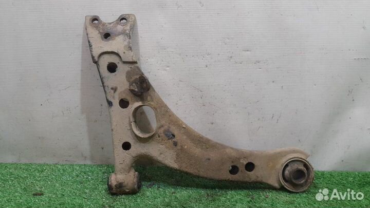 Рычаг передний правый Toyota Carina E 2.0 3SFE
