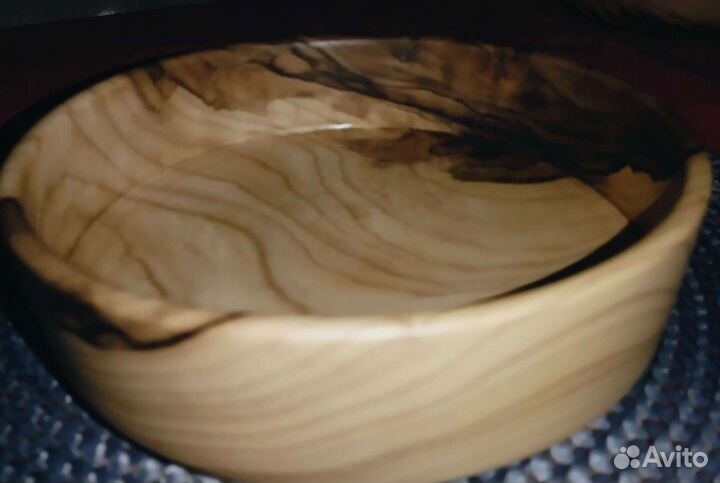 Посуда и декоративные изделия из дерева