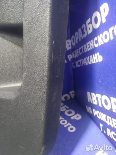 Обшивка крышки багажника Volkswagen Jetta 6 седан