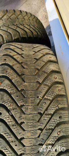 Goodyear UltraGrip 500 245/70 R16