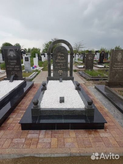 Изготовление памятников под ключ