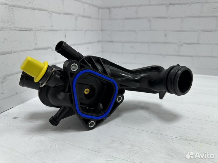 Корпус термостата Peugeot Citroen 9810916980