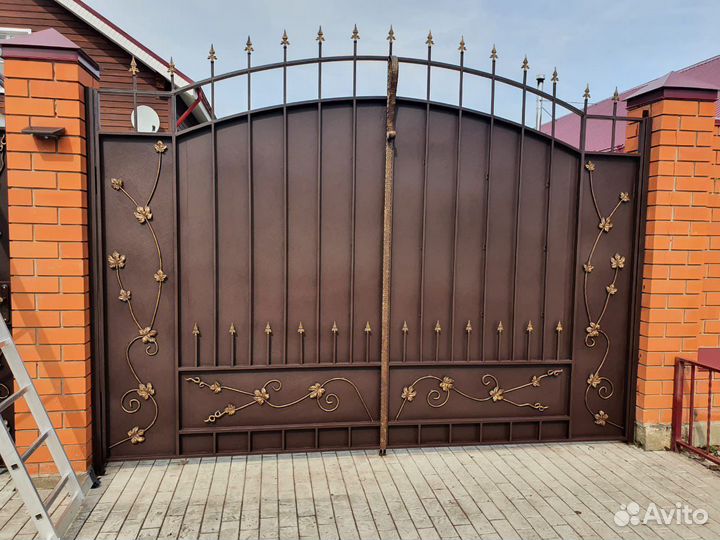 Реставрация покраска ворот и кованых изделий