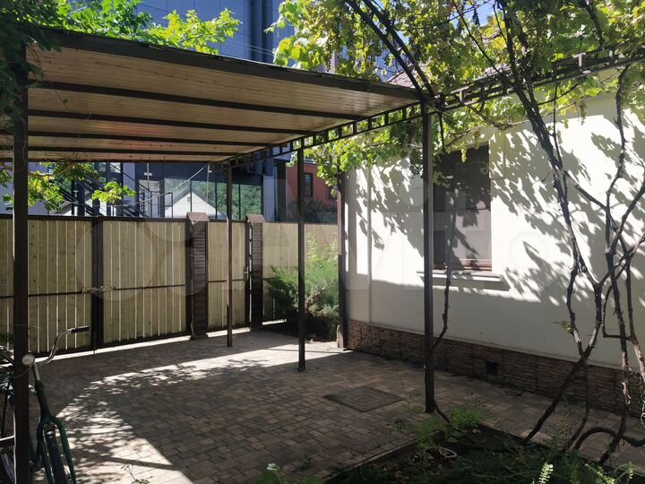 Дом 50 м² на участке 4 сот.