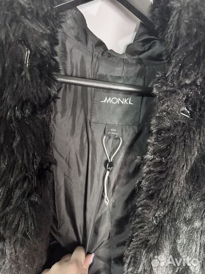 Шуба Monki черная Xs