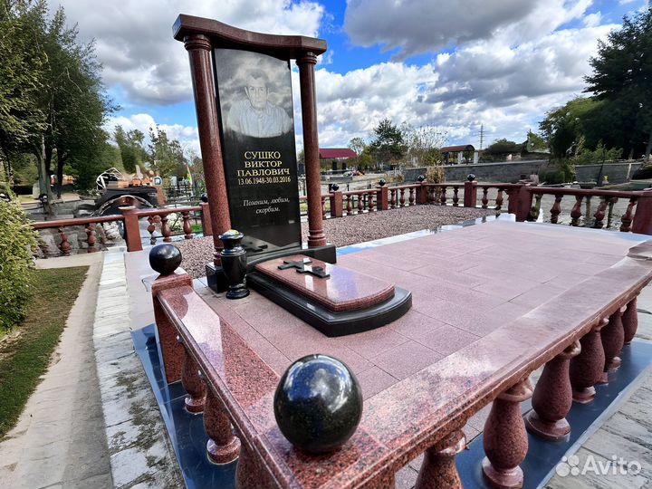 Памятники на могилу от производителя