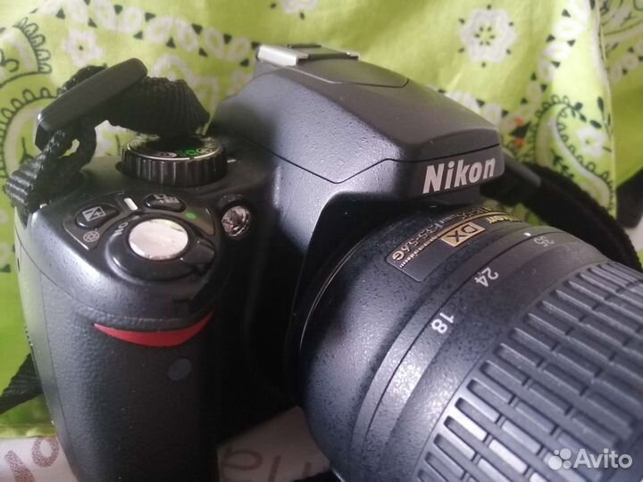 Зеркальный фотоаппарат nicon d60