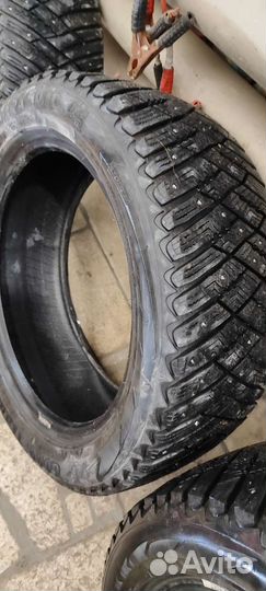 Goodyear Ultragrip Ice Arctic 225/50 R17 98T