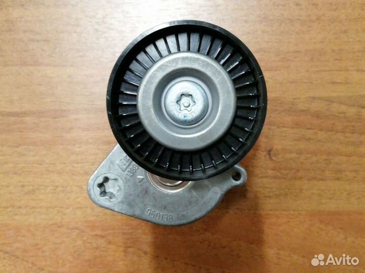 Натяжитель ремня для Mercedes C180-C230