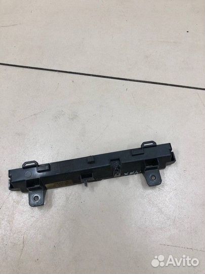 Фонарь задний стоп сигнал Volkswagen Polo