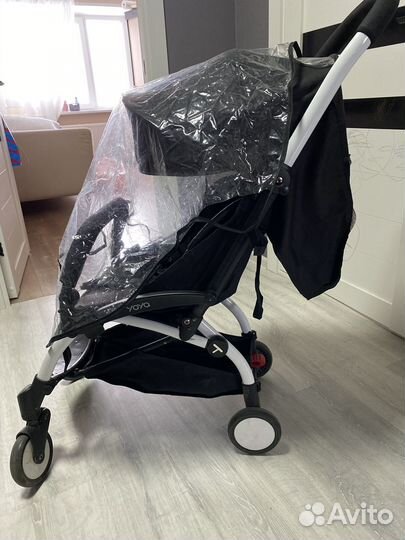 Прогулочная коляска yoya