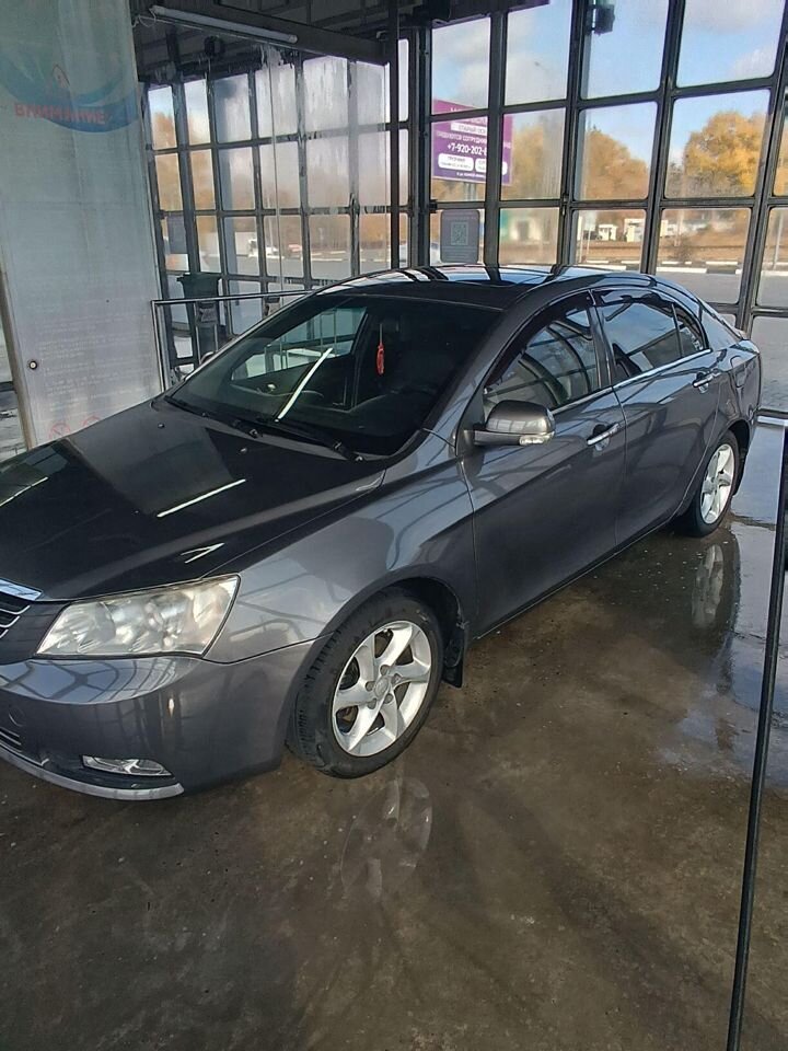 Geely Emgrand EC7: фото владельца