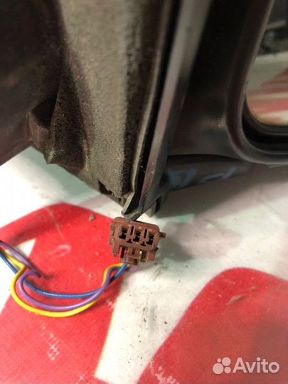 Зеркало заднего вида боковое правое Nissan Almera