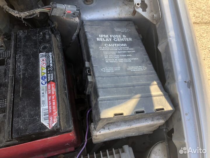 Блок предохранителей Dodge Caravan 4