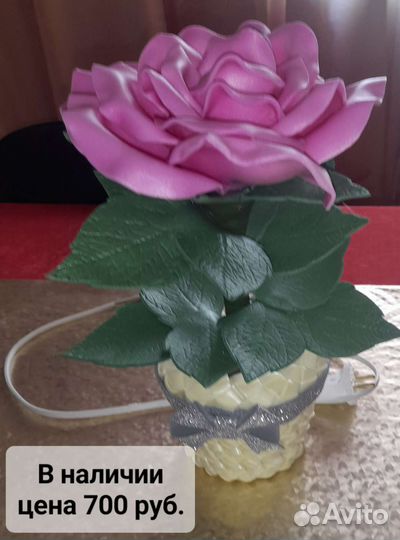 Ростовые цветы и торшеры из изолона на заказ