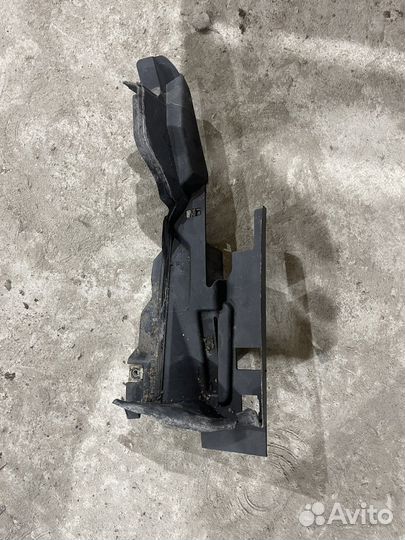 Пыльник крыла передний левый ford focus 3