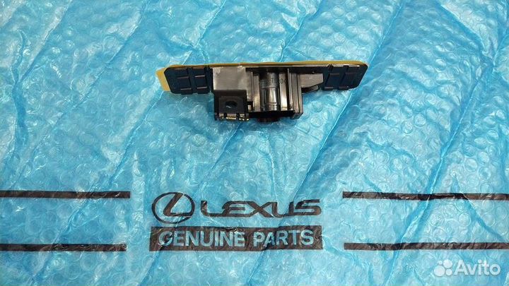 Кронштейн омывателя фары Lexus Lx 450d левый Новый