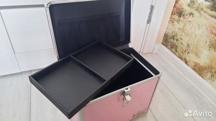 Кейс для косметики новый
