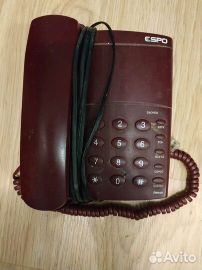 Ваза, телефон