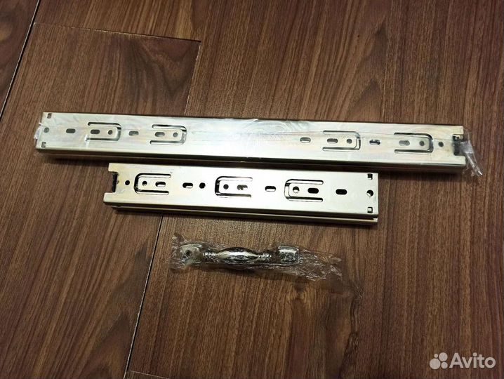 Салазки и рукоятка