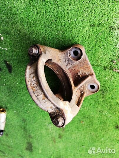 Кронштейн промежуточного вала для volvo XC90 02-н