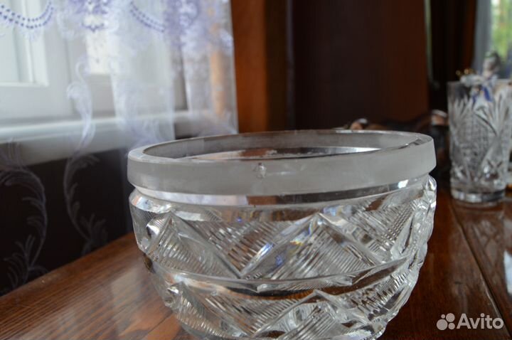 Хрустальные вазы