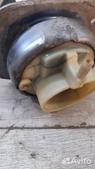 Подушка двс левая Bmw X 5 F 15 X 6 F 16