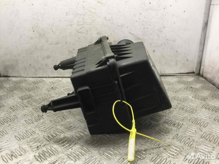 Корпус воздушного фильтра Ford Focus fydd