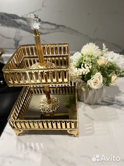 Горка для конфет