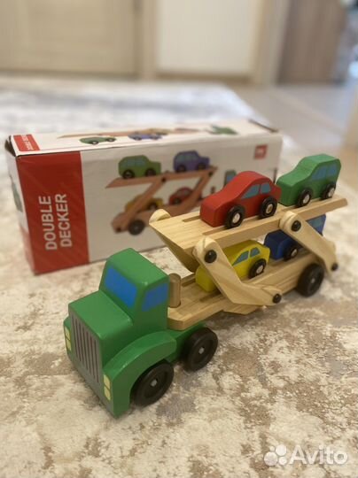 Автовоз с машинками деревянный