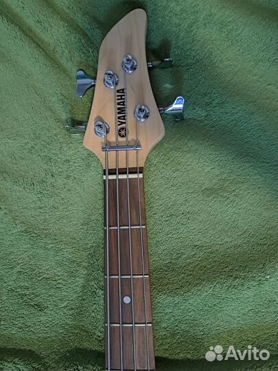 Бас гитара Yamaha RBX 170 + комбоусилитель