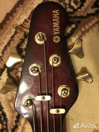 Продам активную бас гитару Yamaha BB 605