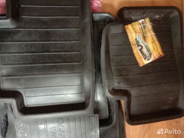 Резиновые коврики на ваз 2110,Priora
