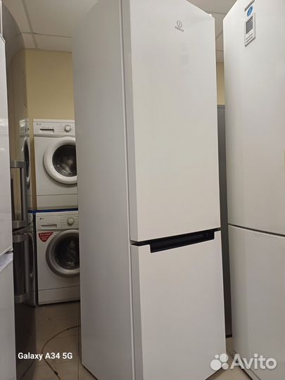 Холодильник indesit. Доставка. Гарантия