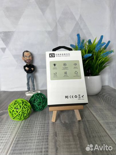 Беспроводной микрофон петличный