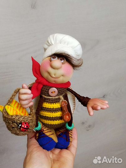 Игрушки интерьерные ручной работы Пчёлки