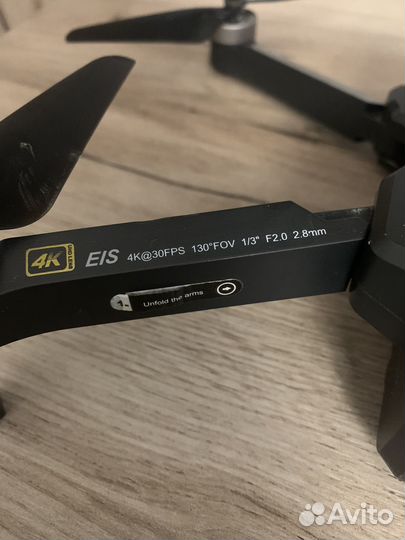 Квадрокоптер с камерой MJX bugs 12 EIS 4k