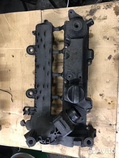 Ford Fusion клапанная крышка