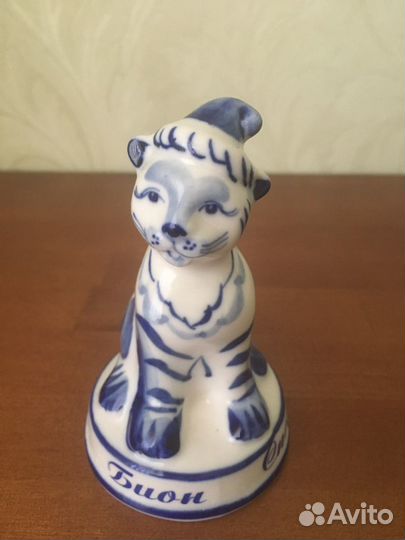 Гжель (статуэтки)