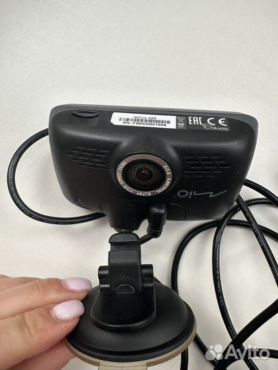 Продам видеорегистратор mio mivue 688